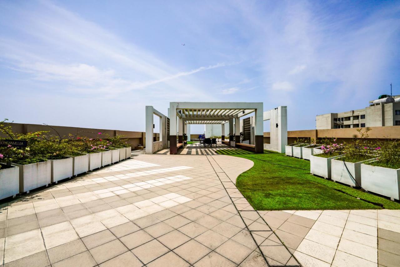The Radiance Manila Bay Studio Экстерьер фото